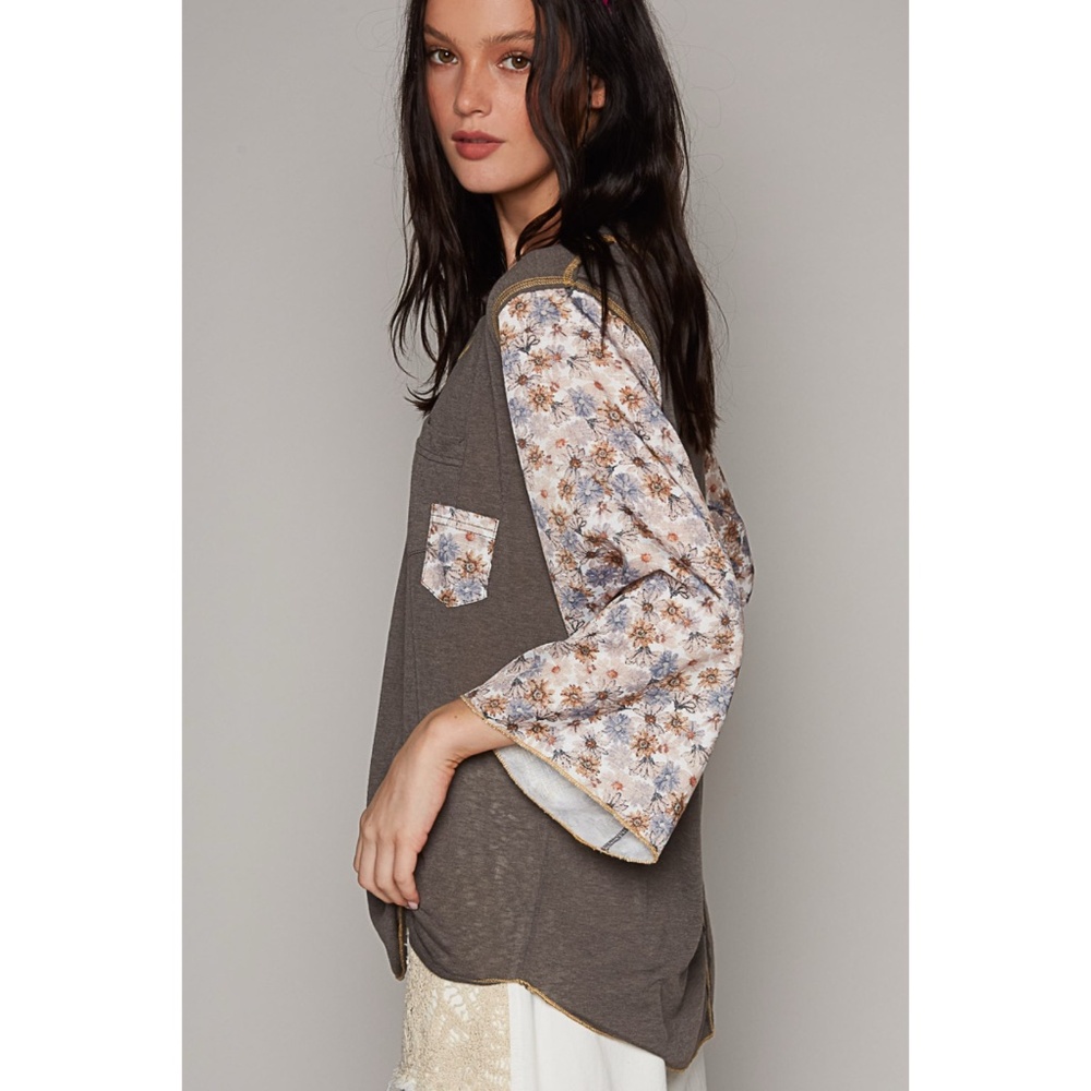 POL Charcoal Slub Knit Scoop Neck Top with Floral Sleeves - Picture 5 of 6